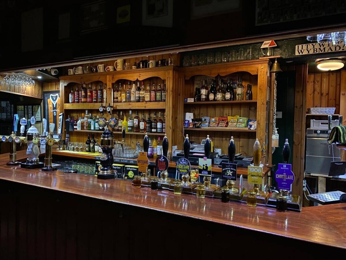 EAST YORKSHIRE - TRADITIONAL 4 BEDROOM PUBLIC HOUSE Photo 7