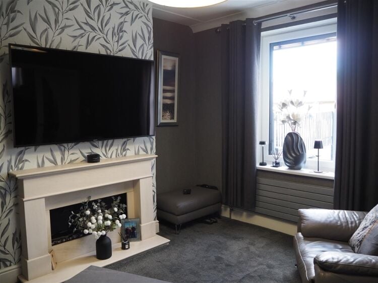 Clothing & Accessories For Sale in Barnsley