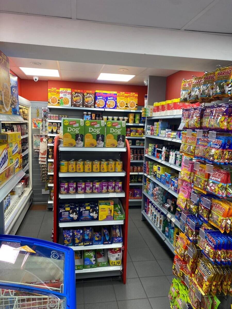 Low Rent Council Property - Established Off Licence Lease For Sale - Warwick Photo 7