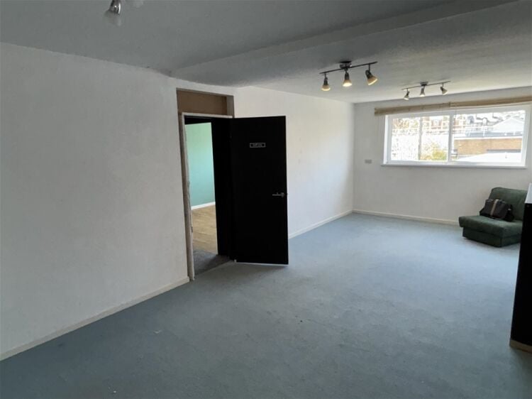 Property Development For Sale in Leeds Photo 7