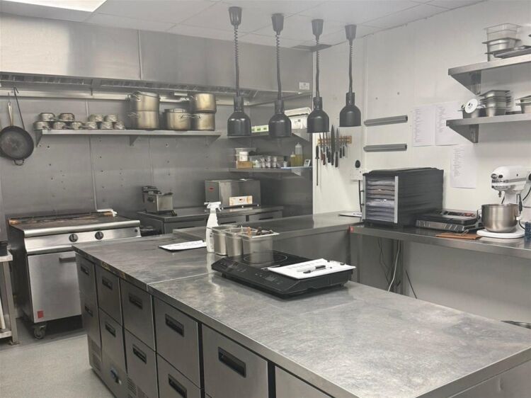 Cafe & Sandwich Bars For Sale in Bakewell
