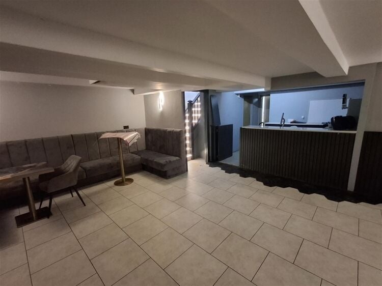Licenced Trade, Pubs & Clubs For Sale in Brighouse Photo 7