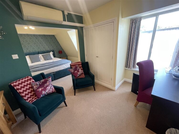5- Star Gold Award Boutique B&B in the English Riveria For Sale in Torquay