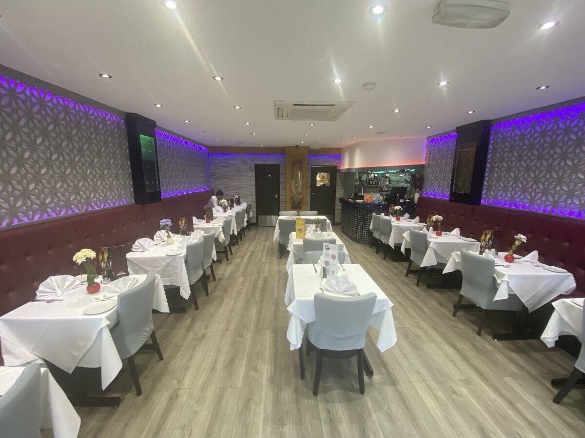 Restaurant & flat for sale Long Lease Leyton London