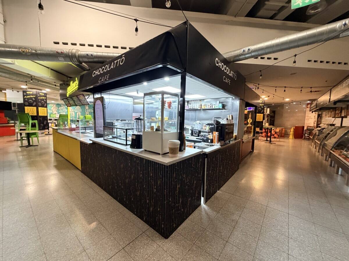 Takeaway/Dessert Shop Business For Sale - Prime Location - Arndale Shopping Centre - Heavy Footfall Photo 7