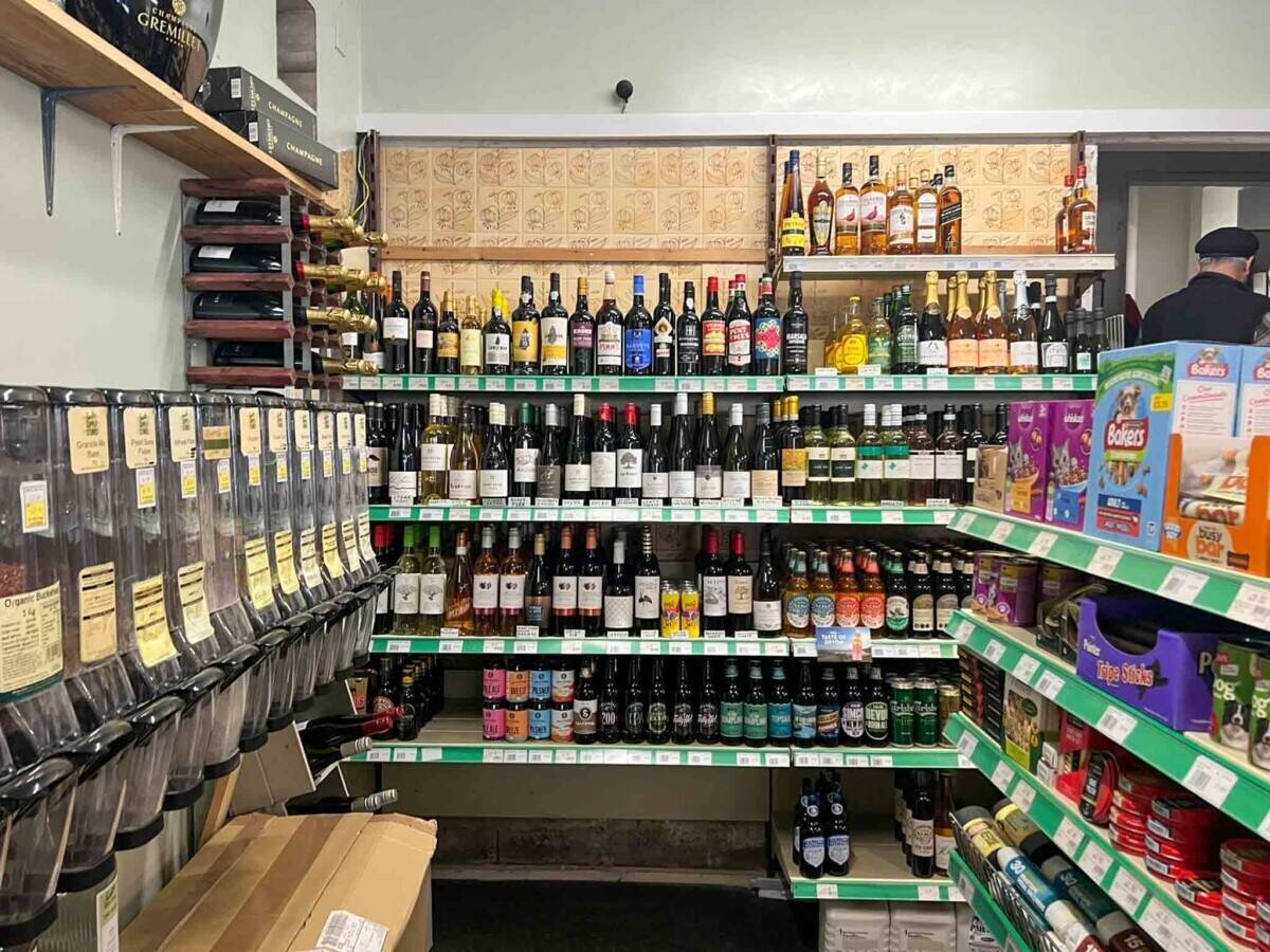 Established Village Store & Lifestyle Business with 2/3 Bed Flat and Estuary Views