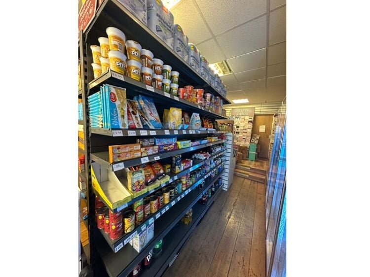 Your Local Go-To – Vibrant Mini Supermarket in Prime High Street Location Photo 7