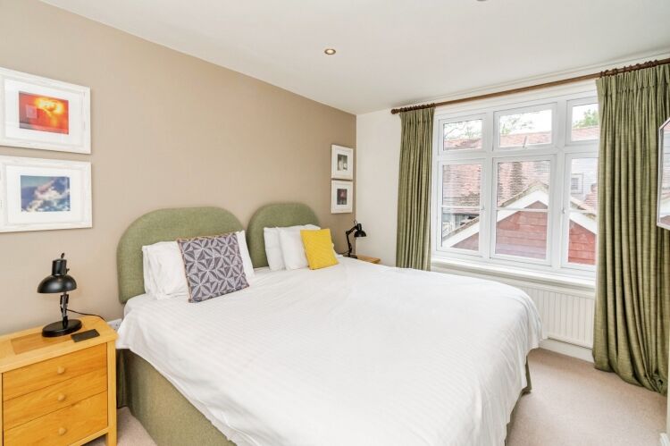 Established Boutique Guest House - Hampshire