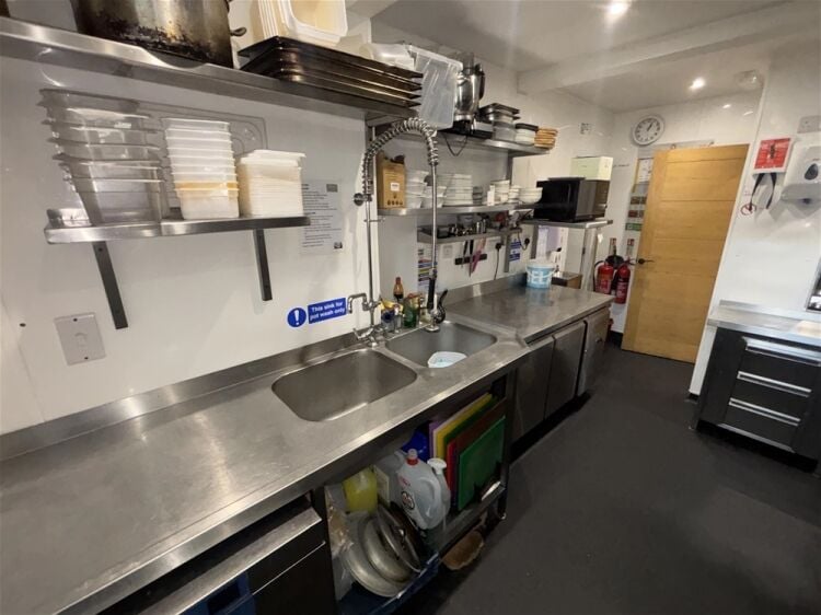 Restaurants For Sale in Huddersfield Photo 7