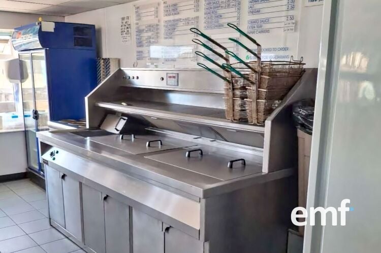 Popular Seaside Freehold Fish & Chip Shop