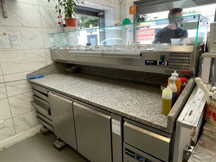 Pizza Takeaway Business in Giffnock Glasgow Photo 7