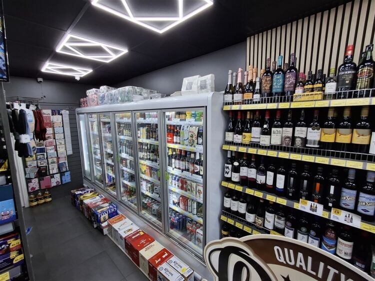 Off License & Convenience For Sale in Macclesfield Photo 7