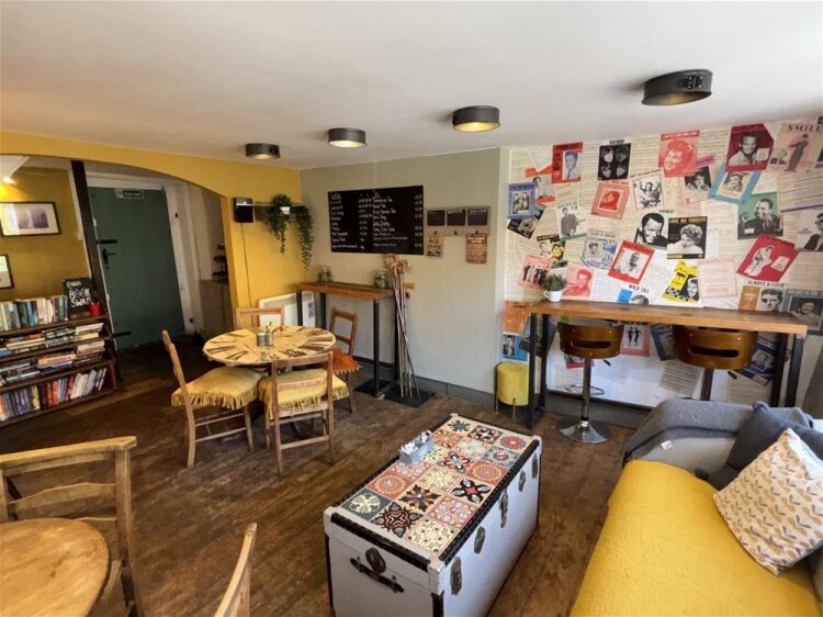Cafe & Sandwich Bars For Sale in Holmfirth Photo 7