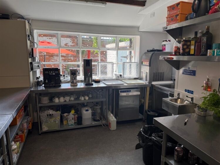 Licenced Trade, Pubs & Clubs For Sale in Burton-on-Trent