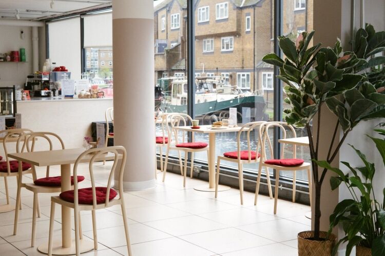 Established Cafe & Deli - London Photo 7