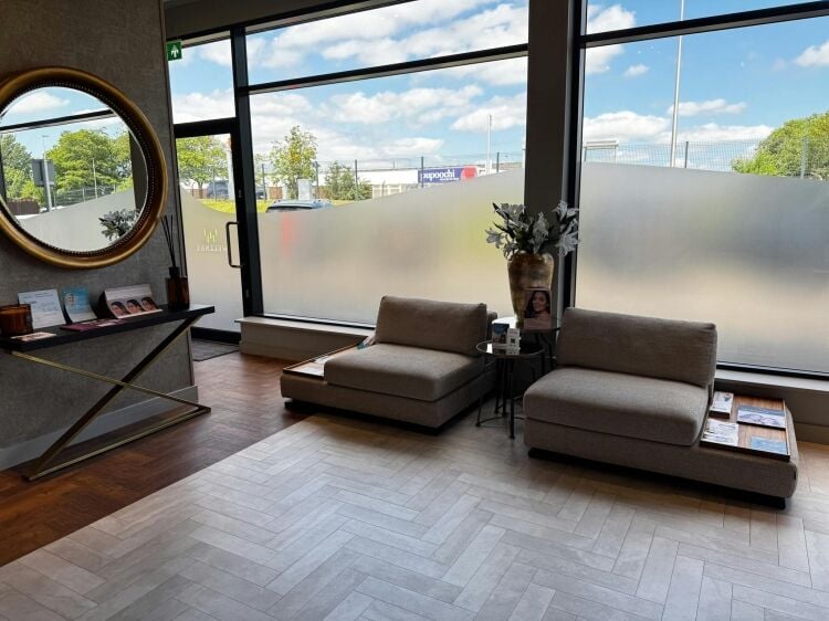 High End HIS Registered Clinic for Sale in Viewpark Uddingston with 6 Treatment Rooms