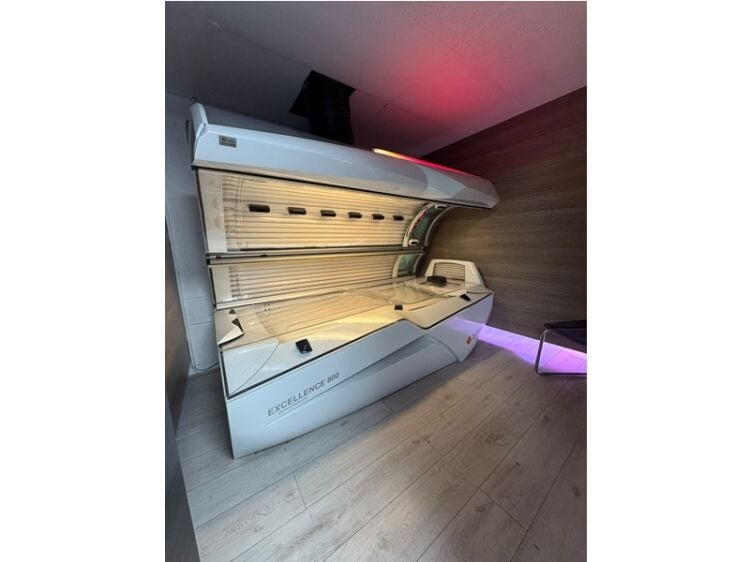 Glow Big, Dream Bigger – Premium Tanning Salon Photo 7