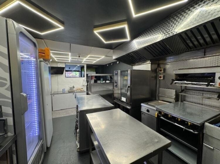 Leasehold Fast Food Takeaway Located In Sparkbrook, Birmingham