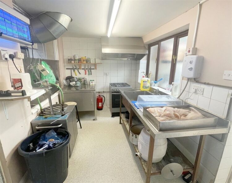 Spacious detached fish & chip shop, Wellingborough