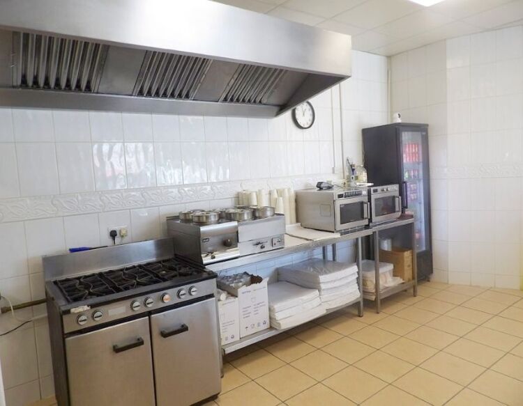 Well established fish & chip shop trading over 5 days weekly with no deliveries in north east Lincolshire Photo 7