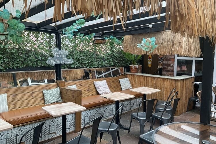 Established Restaurant Wine And Cocktail Bar