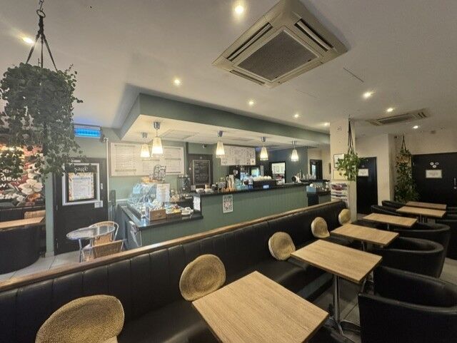 Established Leasehold Coffee Shop Located In Earlsdon, Coventry Photo 7