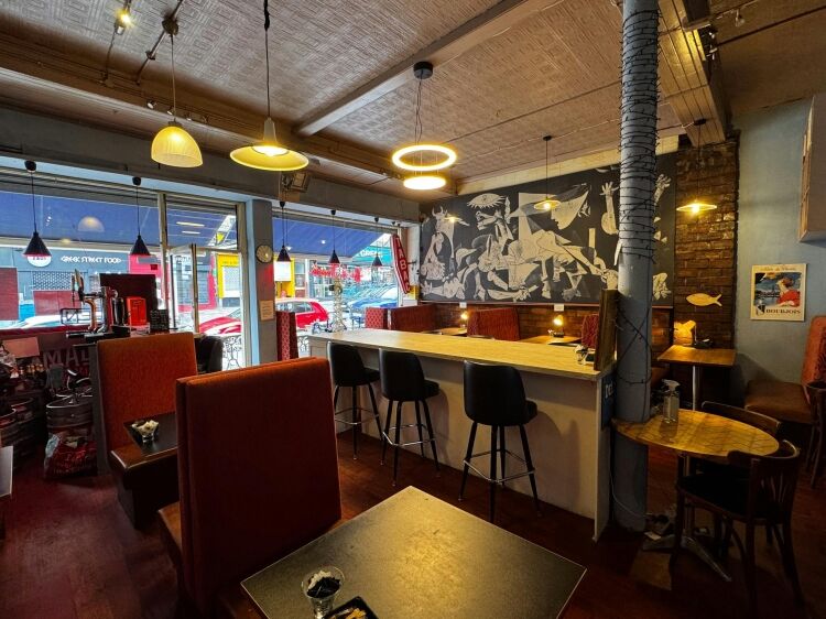 Licensed Cafe Business Southside