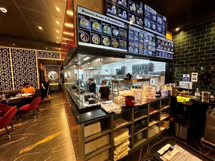 LEASEHOLD CHINESE/ASIAN STREET BRANDED RESTAURANT & TAKEAWAY BUSINESS
TREMENDOUS FRANCHISE OPPORTUNITY