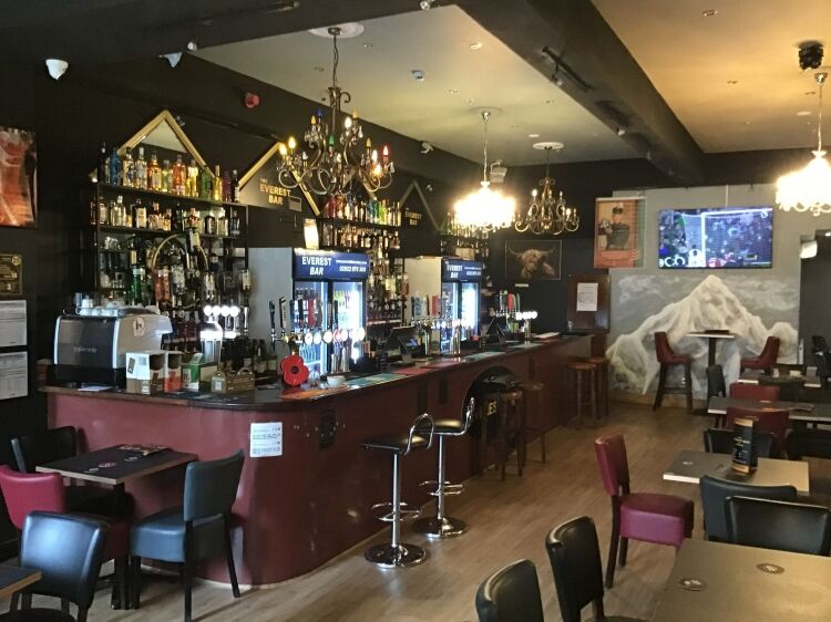 CARDIFF CITY CENTRE LICENSED BAR and EATERY