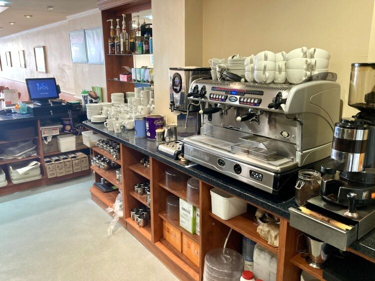 DAYTIME CAFE/COFFEE SHOP