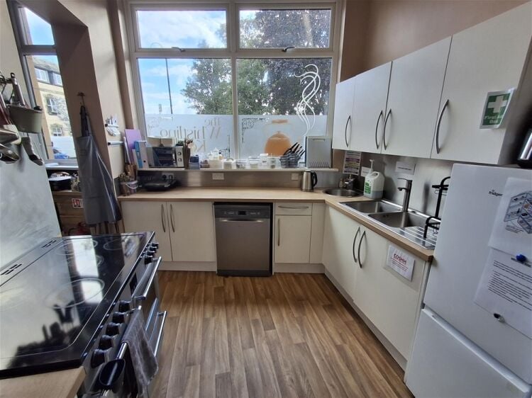 Cafe & Sandwich Bars For Sale in Mirfield
