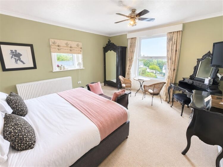 Georgian Country House Hotel For Sale For Sale in Bridport Photo 7