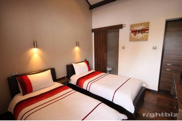 Attractively Priced Former Guest House, Near Bristol Airport Photo 8