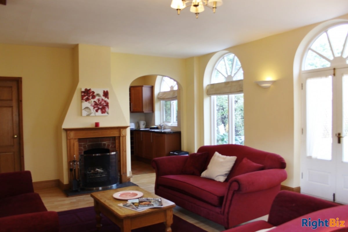 HOLIDAY COTTAGE COMPLEX IN THE HEART OF THE NORFOLK BROADS
