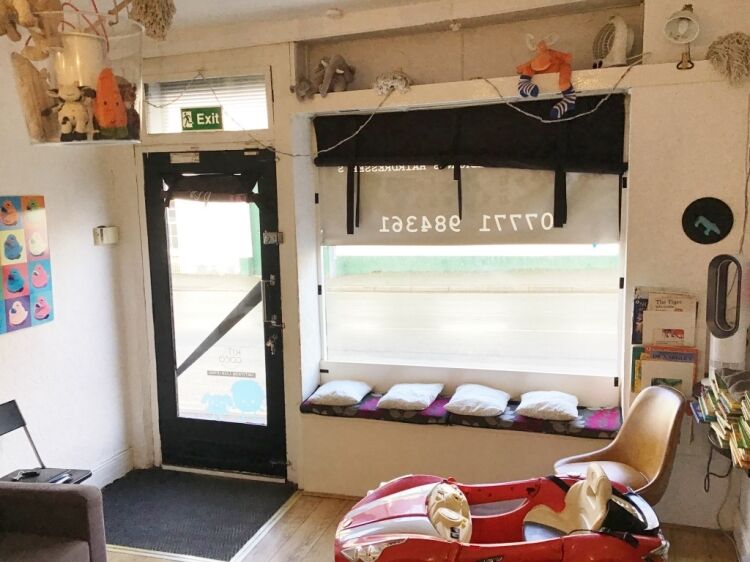 Thriving Specialist Children’s Hair Salon open to offers Photo 8