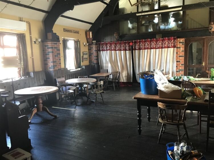 POPULAR PUBLIC HOUSE & FUNCTION VENUE WITH ROOMS IN HAMPSHIRE Photo 8