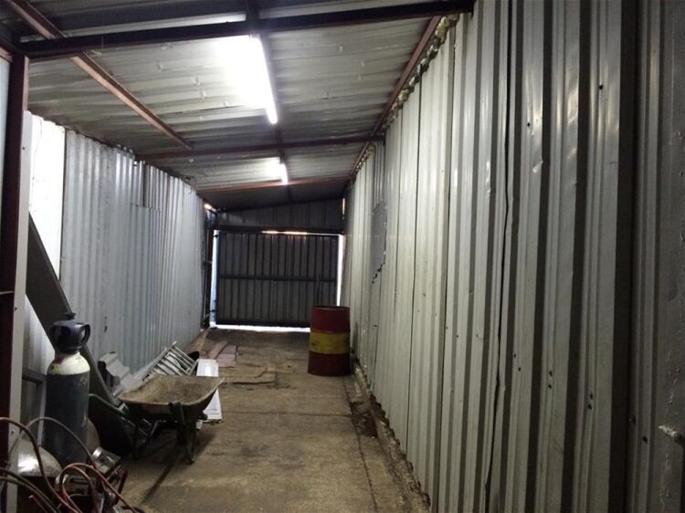 GENERAL AUTO REPAIRS CENTRE IN CARDIFF SUBURB Photo 8