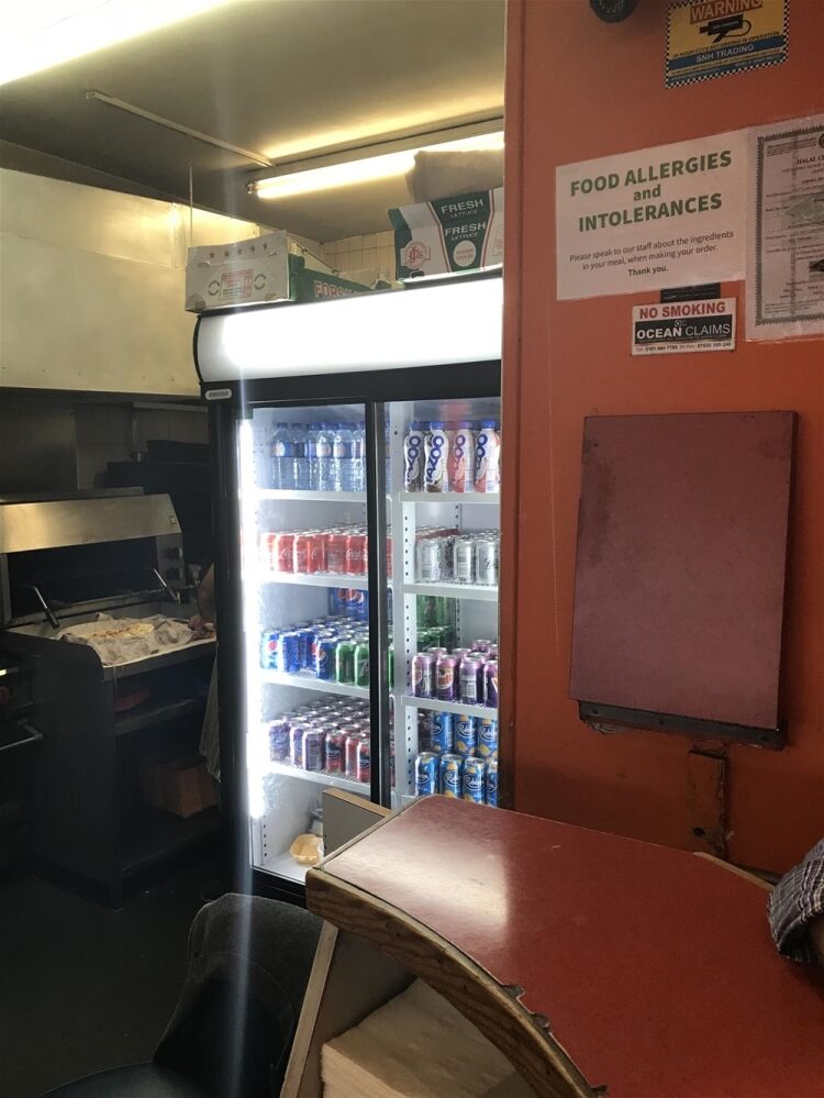 THRIVING KEBAB/PIZZA & FASTFOOD CAFE/TAKEAWAY & DELIVERIES IN FALLOWFIELD