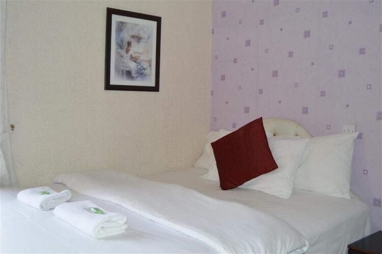 LICENSED FREEHOLD BED & BREAKFAST GUEST HOUSE IN BLACKPOOL Photo 8