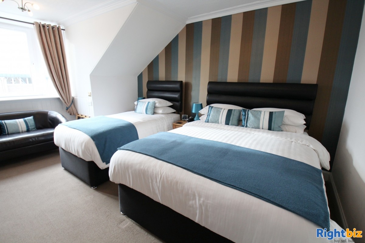 Popular Guest House in the Busy Tourist town of Perth Photo 8