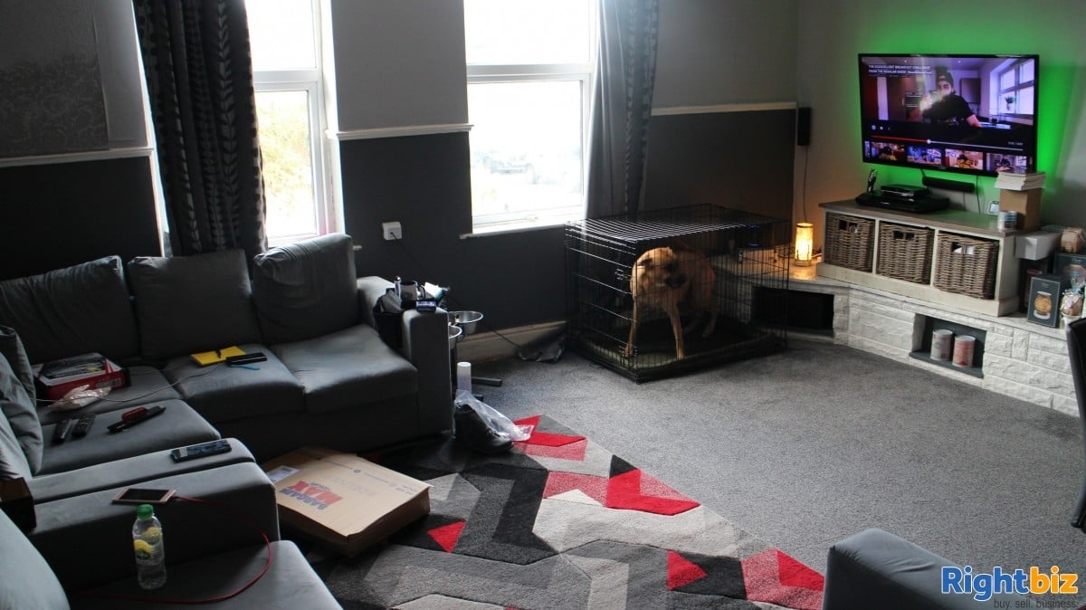 WIRRAL - MIXED USE PROPERTY IN DESIRABLE TOWN OF HOYLAKE Photo 8