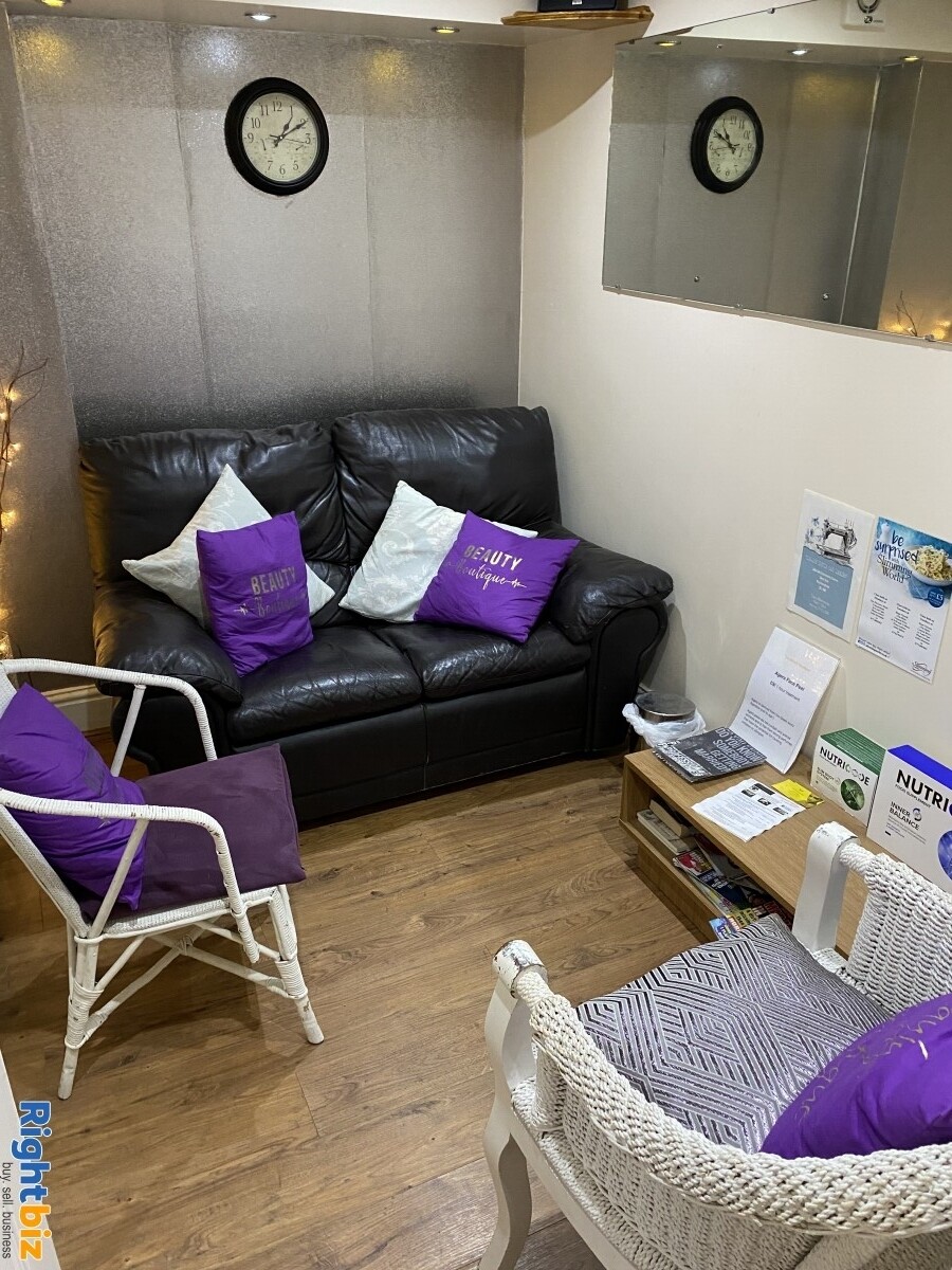 Leasehold Beauty Salon for sale Westhoughton Lancashire Photo 8