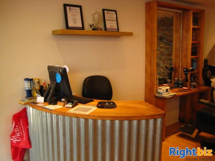 Leasehold Barbers & Ladies Hair Salon Located In Bude