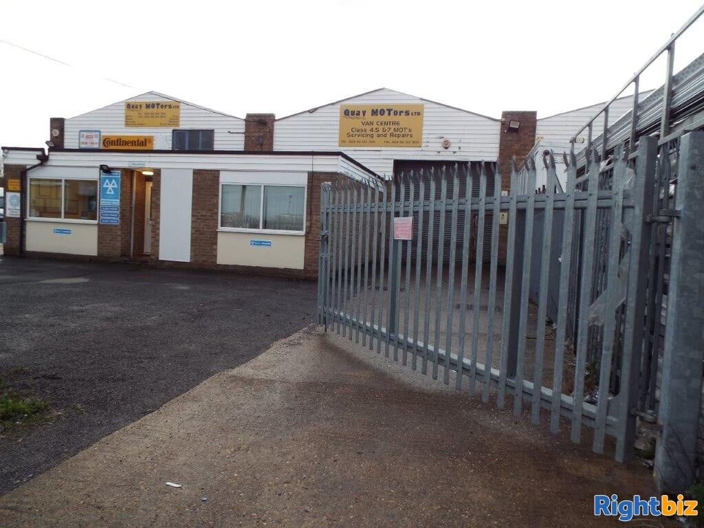 MOT GARAGE CLASSES 4, 5 & 7, SERVICING, REPAIRS. PLUS CAR SALES BUSINESS GOSPORT HAMPSHIRE