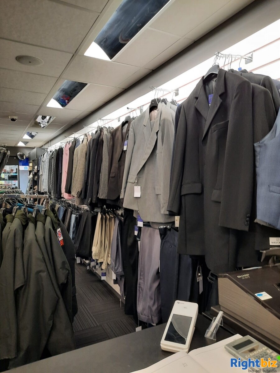 Leasehold clothes shop for sale Winsford Cheshire Photo 8