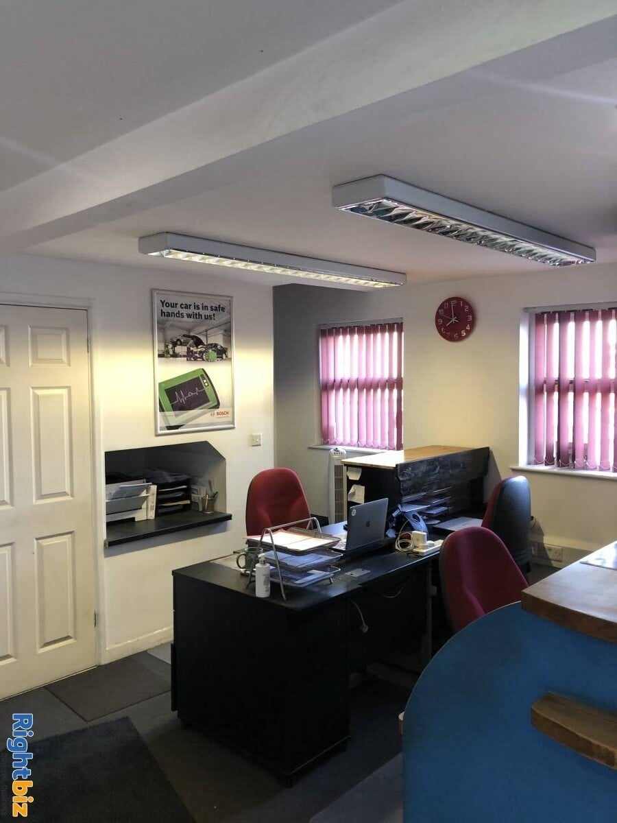 Independent MOT, Service & Diagnostic Centre for sale in West Cornwall Photo 8