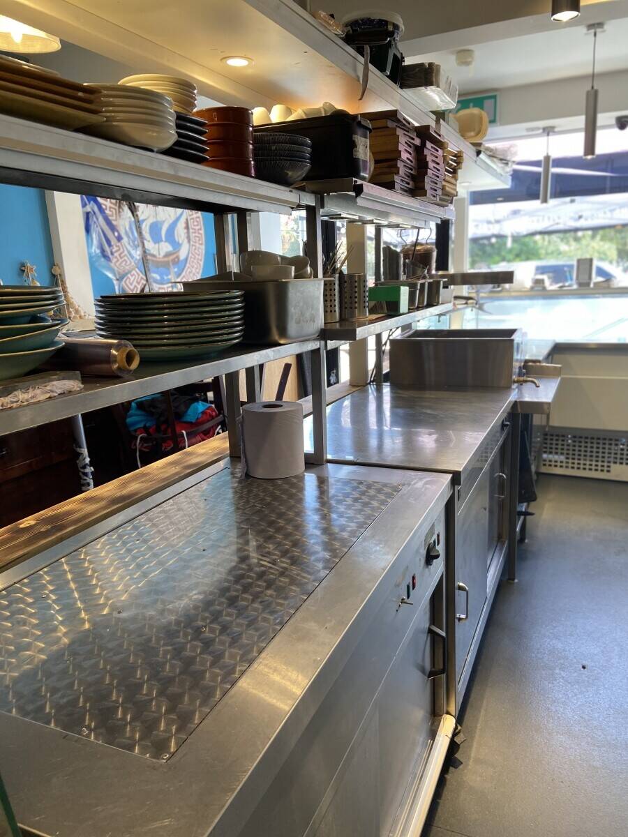 Established Greek restaurant for sale Photo 8