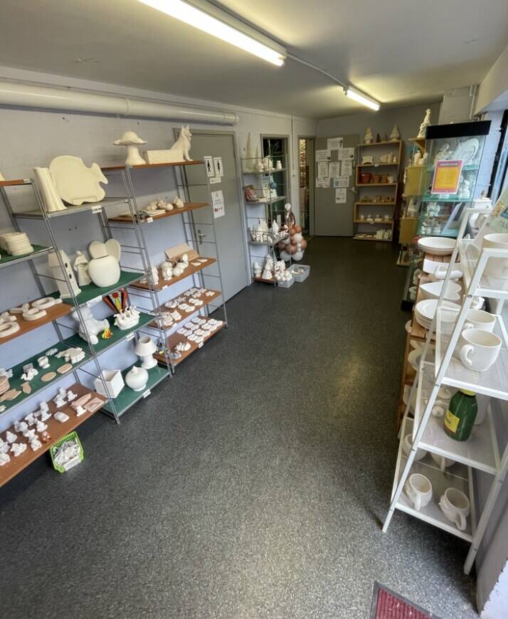 Pottery and Fancy dress studio for sale in Boston, Lincs Photo 8