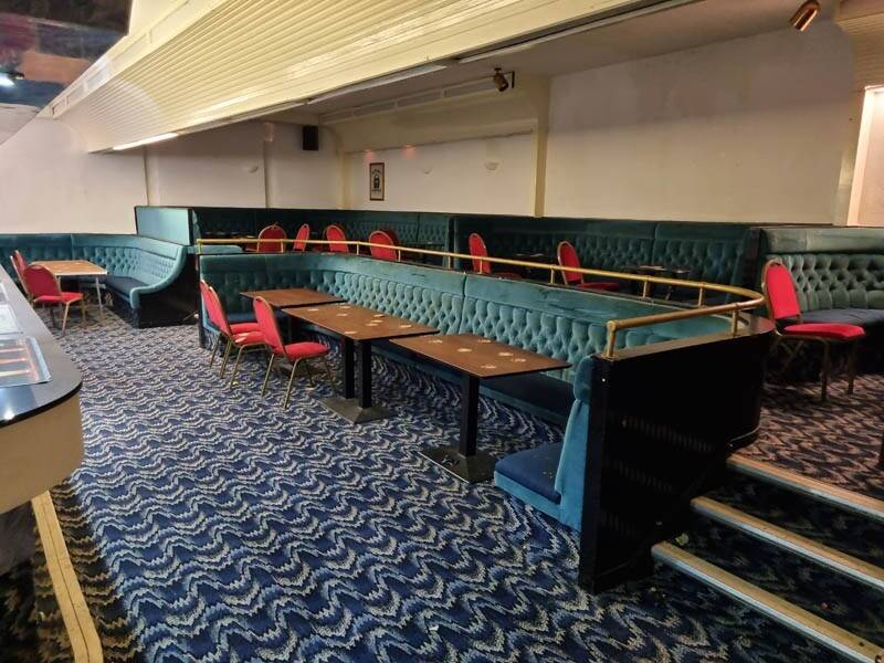Established community public house, close to all amenities within housing estate in Motherwell Photo 8