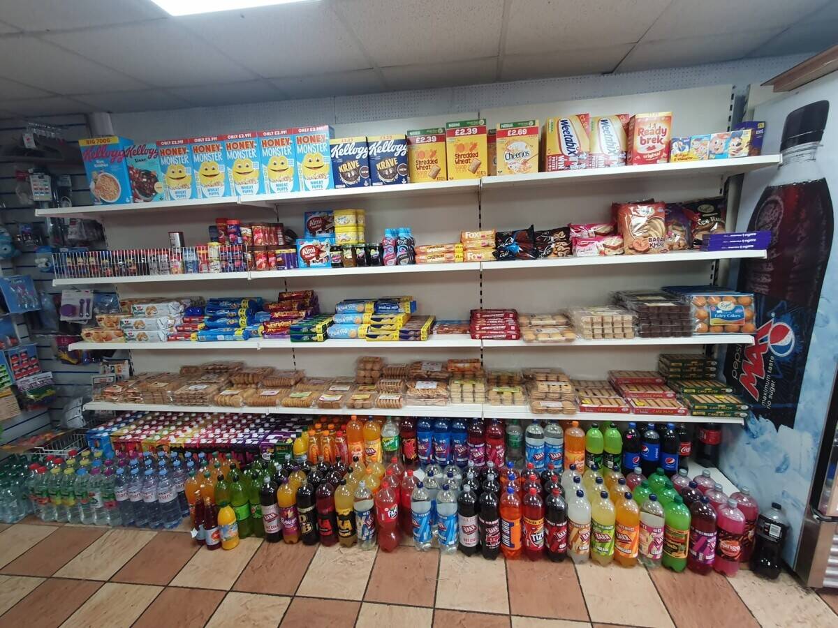 LARGE SHOP WITH STOCK REDUCED PRICE QUICK SALE LOW RENT